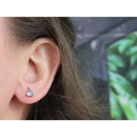 10k Yellow Gold Natural Blue Topaz & Diamond Earrings Stud 5/16" x 1/4" - Picture 4 of 10